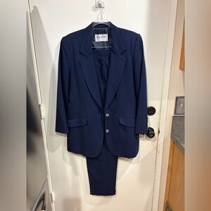 Hugo Buscati Milano Wool Women’s Suit
